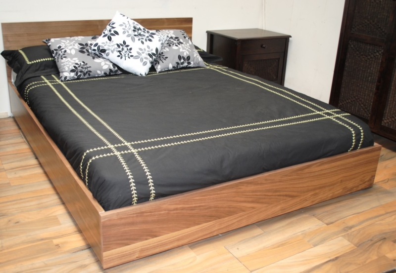 endearingcustomboxbedframedesignideasinnaturalfinishoakbed